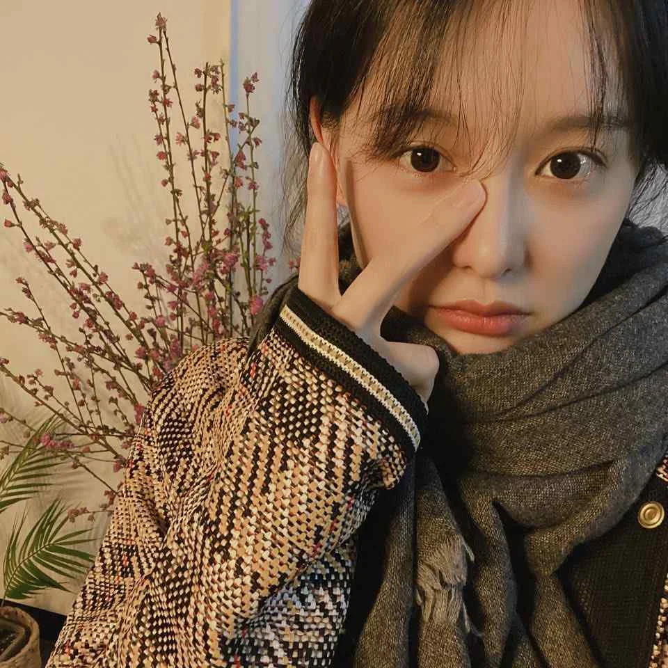 Kim Ji Won - kim-ji-won-34.webp